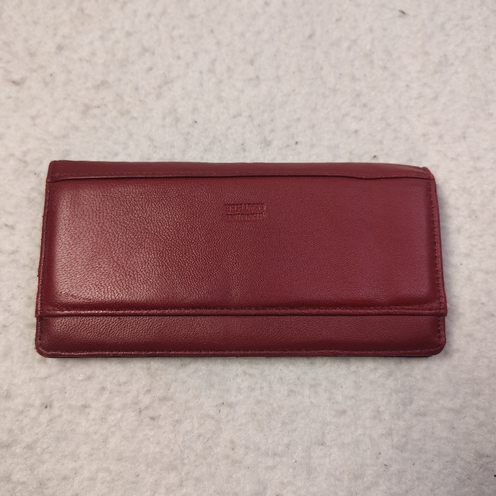 Safekeeper Long Wallet Red Leather Checkbook